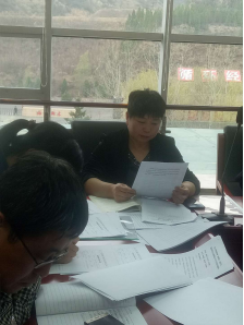 4.10中共山西聚義實(shí)業(yè)集團(tuán)鑫融、新型、富康黨支部召開(kāi)“改革創(chuàng)新 奮發(fā)有為”大討論專(zhuān)題民主組織生活會(huì)709.png